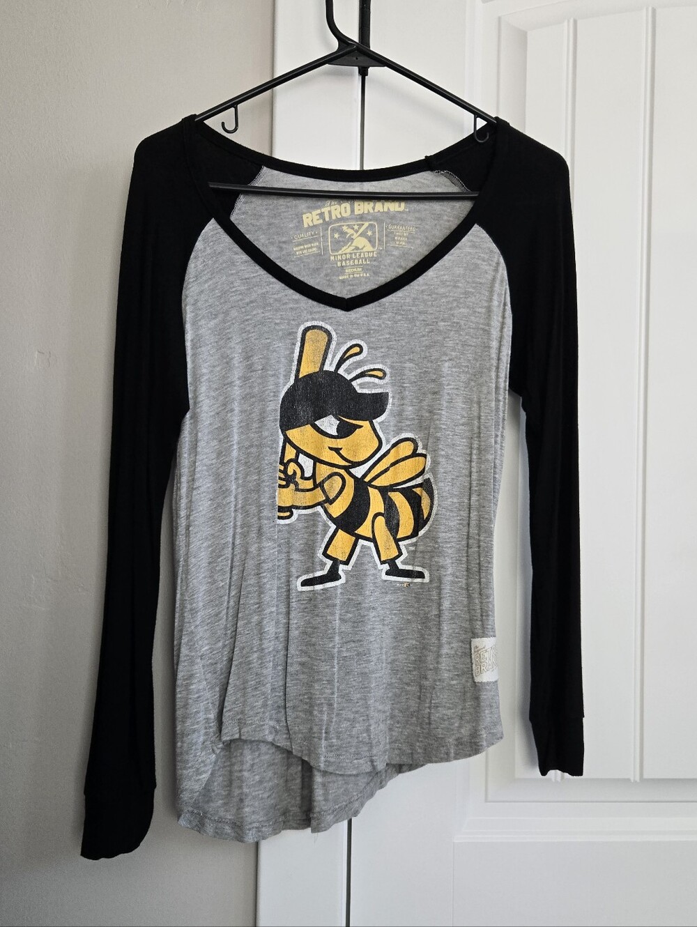 Women's Gray & Black Long-Sleeve Raglan Top with Yellow Bee Graphic